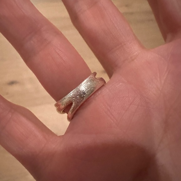 Monica Vinader sterling silver ring - Picture 3 of 11